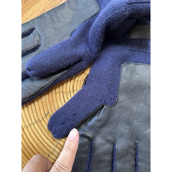 UGG NWT Navy Cashmere Wool Blend Leather Palm Tech Gloves Size Large/XL flawed - Picture 8 of 9